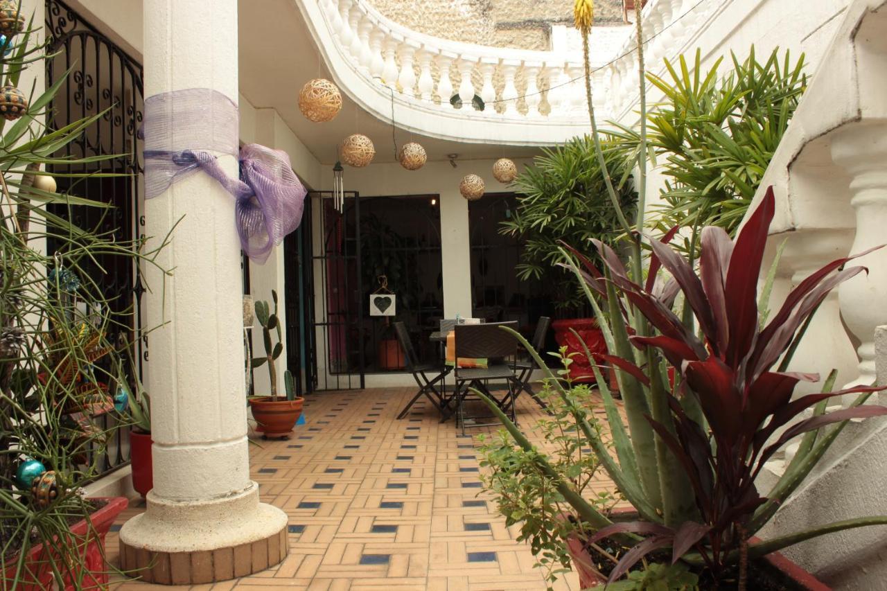 Hostal Coworking Cristales Cali Bagian luar foto