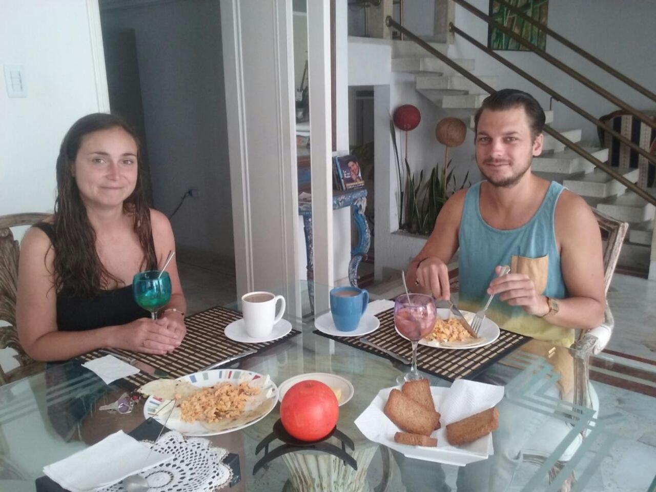 Hostal Coworking Cristales Cali Bagian luar foto